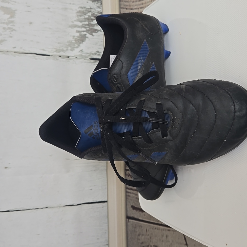 ADIDAS | GOLETTO VII FG J YOUTH SZ 5.5 BLACK ROYAL BLUE SOCCER CLEATS